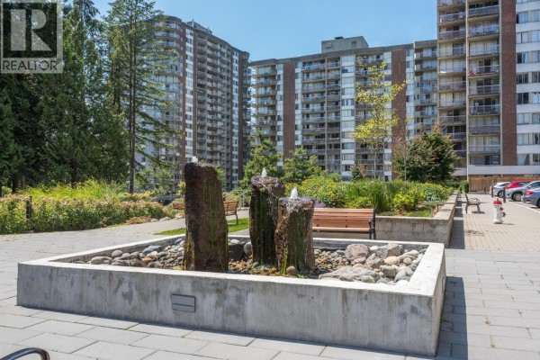711 2016 Fullerton Avenue, North Vancouver, BC V7P3E6 Photo 4
