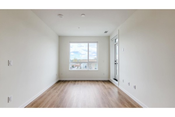 711 27254 Aldergrove Town Centre Drive, Langley, BC V4W0E5 Photo 4