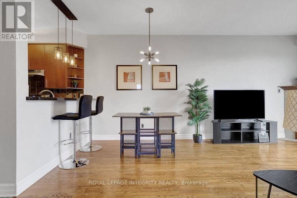 402 - 711 Churchill Avenue N, Ottawa, ON K1Z5G6 Photo 5