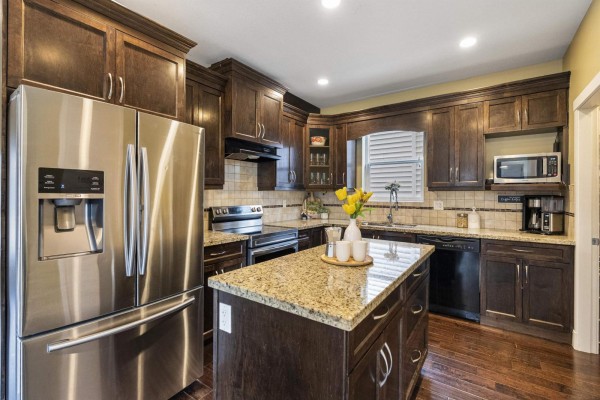7116 195a Street, Surrey, BC V4N5Z5 Photo 5