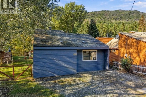 Foyer - 7117 Cahilty Road, Kamloops, BC V0E5N0 Photo 2