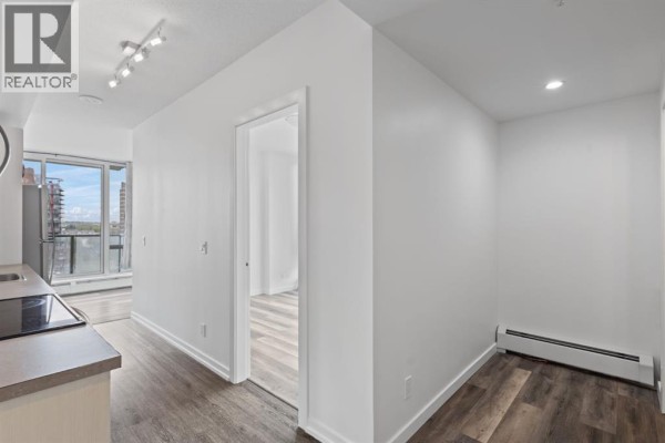 4pc Bathroom - 712, 450 8 Avenue Se, Calgary, AB T2G1T2 Photo 3