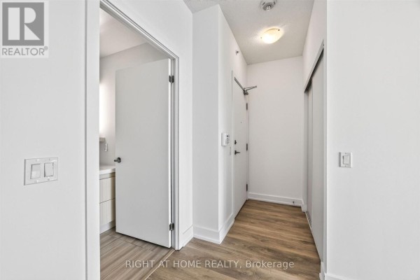 Primary Bedroom - 712 - 128 Fairview Mall Drive, Toronto, ON M2J0E8 Photo 4
