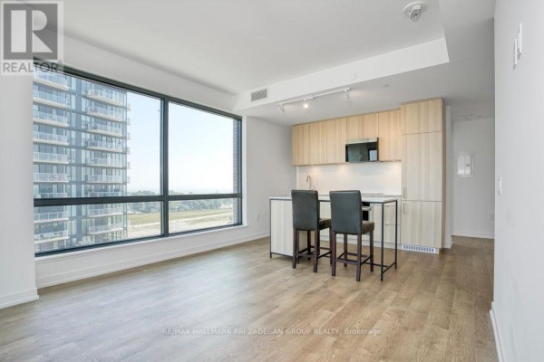 712 - 251 Masonry Way, Mississauga, ON L5H0A9 Photo 2