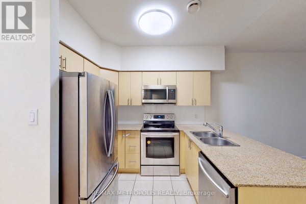 Dining room - 712 - 7405 Goreway Drive, Mississauga, ON L4T0A3 Photo 3