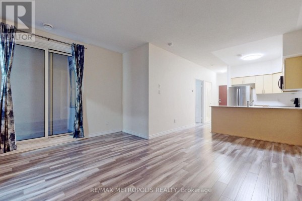 Living room - 712 - 7405 Goreway Drive, Mississauga, ON L4T0A3 Photo 4