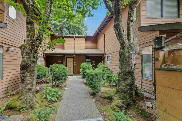 712 10620 150 Street, Surrey, BC, photo 2