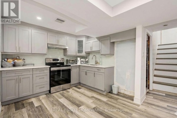 Kitchen - 712 Brimley Road, Toronto, ON M1J1C2 Photo 4