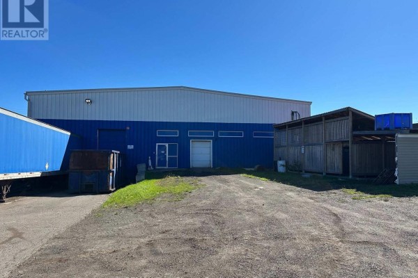 712 Macdonell Street N, Thunder Bay, ON P7B4A6 Photo 2