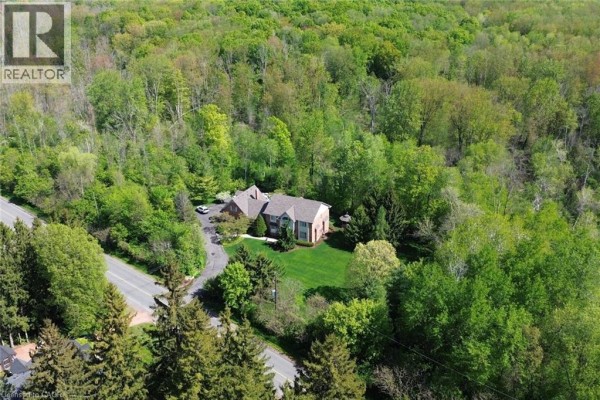 712 Robson Road, Waterdown, ON, photo 2