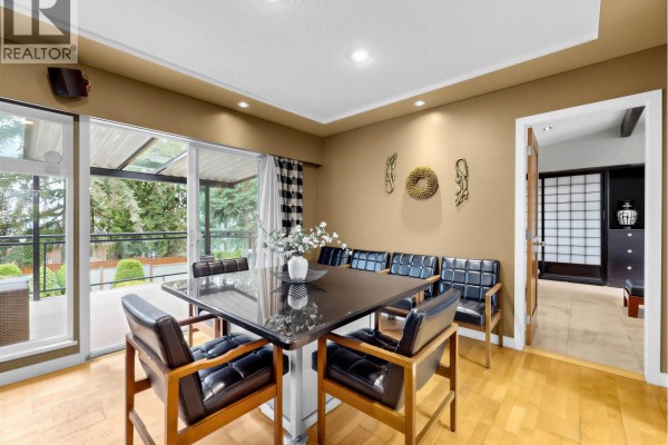 712 Shaw Avenue, Coquitlam, BC V3K2R6 Photo 4