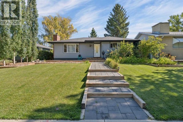 Dining room - 7120 8 Street Nw, Calgary, AB T2K1G3 Photo 2