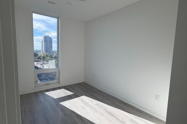 713 - 1185 Dupont Street, Toronto, ON M6H0G5 Photo 4