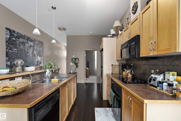 #713 10503 98 Av Nw, Edmonton, AB T5K0B2 Photo 5