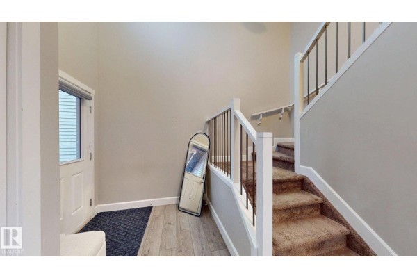 Den - 713 40 St Sw, Edmonton, AB T6X2G4 Photo 3