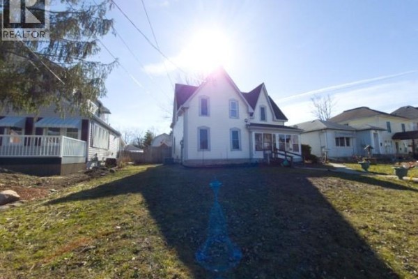 713 Cedar Street, Dunnville, ON, photo 2
