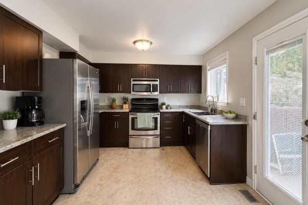7133 114a Street, Delta, BC V4E1X3 Photo 3
