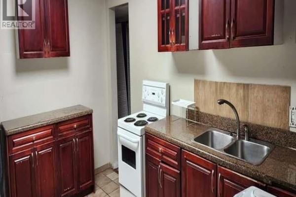 7139 10 Avenue, Burnaby, BC V3N2R5 Photo 3