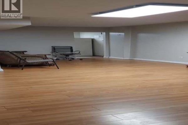 7139 10 Avenue, Burnaby, BC V3N2R5 Photo 4
