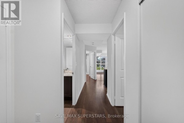 Den - 714 - 35 Bastion Street, Toronto, ON M5V0C2 Photo 5