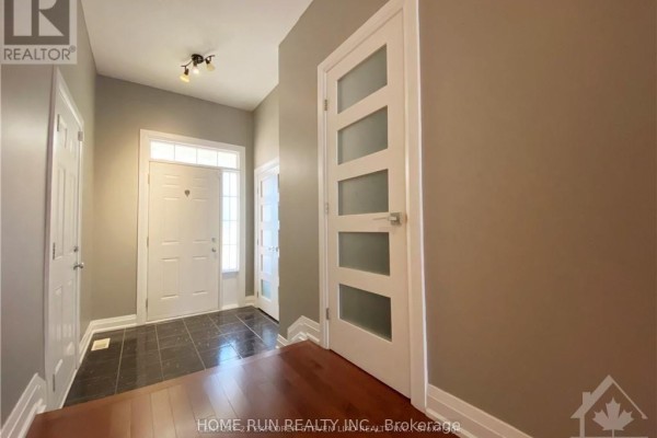Dining room - 714 Nakina Way, Ottawa, ON K1V2H9 Photo 4