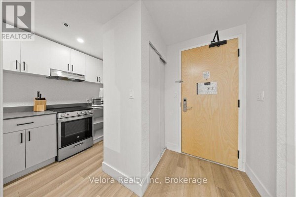 715 - 161 Laurier Avenue W, Ottawa, ON K1P5J2 Photo 5