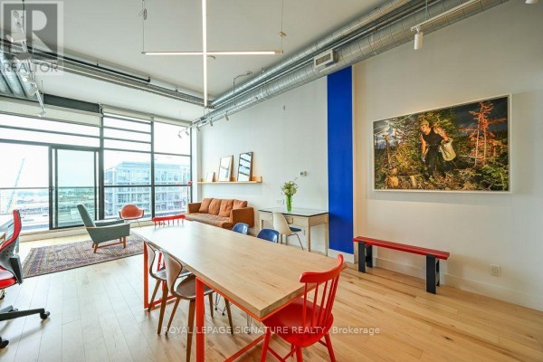 Kitchen - 715 - 43 Hanna Avenue, Toronto, ON M6K1X1 Photo 4
