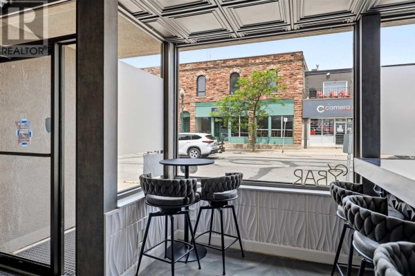 715 Queen St E, Sault Ste  Marie, ON, photo 2