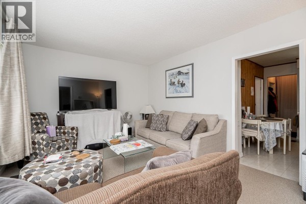 715 Roderick Avenue, Coquitlam, BC V3K1P6 Photo 5