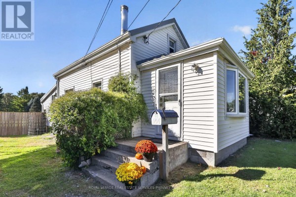 Residential for sale at 715 South Pelham Road, Welland, ON - MLS® YP4D6h