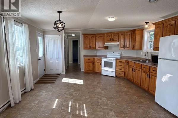 Kitchen/Dining room - 715 Williston Drive, Miramichi, NB E1V5Z1 Photo 5