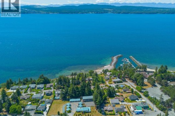 7156 Thunder Bay Street, Powell River, BC V8A1E6 Photo 5