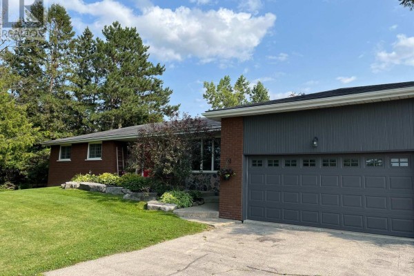 7157 5th Line, New Tecumseth, ON, photo 2