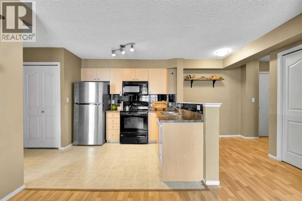 Dining room - 716, 1111 6 Avenue Sw, Calgary, AB T2P5M5 Photo 3
