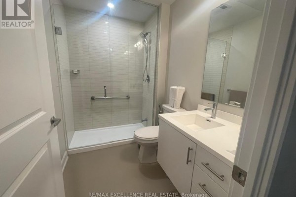 716 - 3220 William Coltson Avenue, Oakville, ON L6H7X9 Photo 5