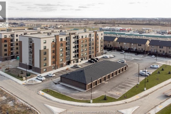 3pc Ensuite bath - 716 Brownstone Unit# 105, Tecumseh, ON N9K0C3 Photo 2