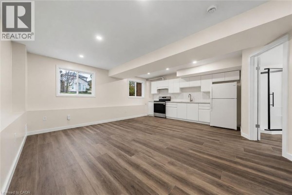 716 Karlsfeld Road Unit# A, Waterloo, ON, photo 2