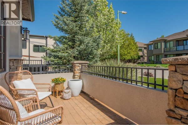 716 Kuipers Crescent, Kelowna, BC, photo 3
