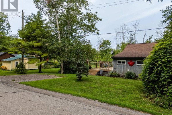Utility room - 716 Sandy Bay Road, Haldimand, ON N1A2W6 Photo 5