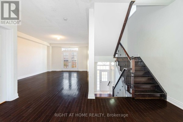 7160 Triumph Lane, Mississauga, ON L5N0C5 Photo 5