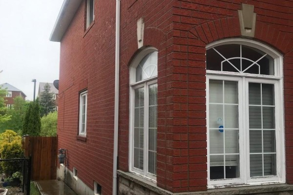 7166 Black Walnut Trail, Mississauga, ON, photo 2