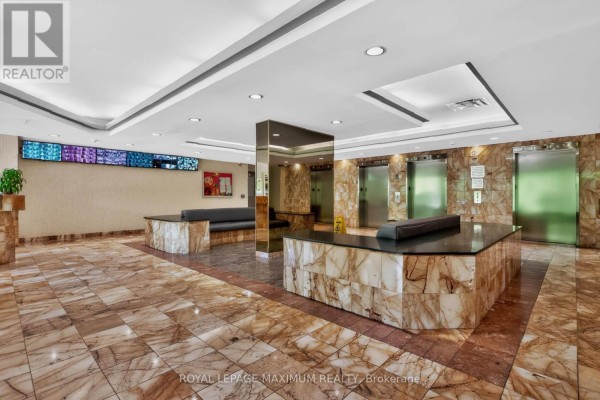 Dining room - 717 - 5 Rowntree Road, Toronto, ON M9V5G9 Photo 3