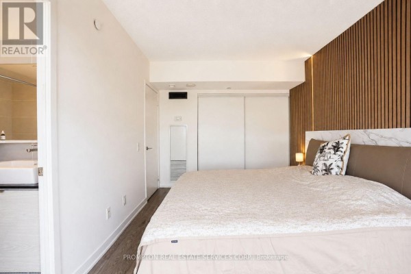 717 - 72 Esther Shiner Boulevard, Toronto, ON M2K2X9 Photo 4