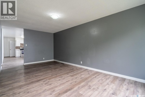 Dining room - 717 Montague Street, Regina, SK S4T3H1 Photo 3