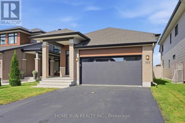 717 Octave Grove, Ottawa