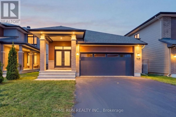 717 Octave Grove, Ottawa, ON K1X0C3 Photo 2