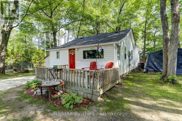 717 Oxbow Park Drive, Wasaga Beach, ON, photo 3