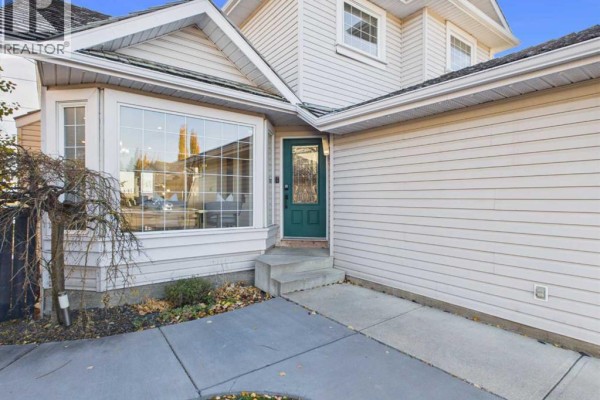 Hall - 717 Sierra Madre Court Sw, Calgary, AB T3H3J1 Photo 4