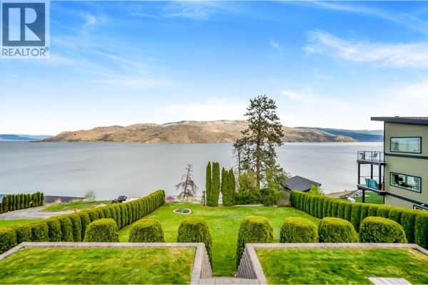 7178 Brent Road N, Peachland, BC, photo 2