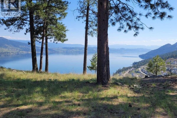 7185 Dunwaters Road, Kelowna, BC, photo 3